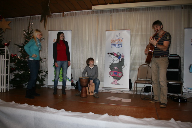 gal/2010/2010 Saitentwist Weihnachtsfeier Schwimmverein AEGIR 26.11/2010 Saitentwist Weihnachtsfeier Schwimmver Aegir 26.11. 009.jpg